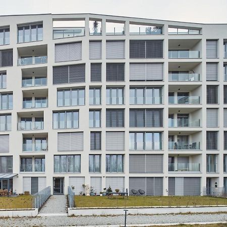 Prague Days - Designer Condo - Trendy Neighborhood Exterior photo